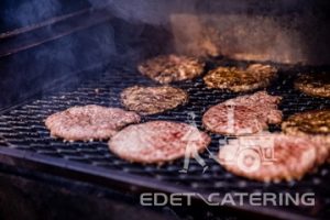 Выездное питание кейтеринг: как превратить любое событие в кулинарный шедевр